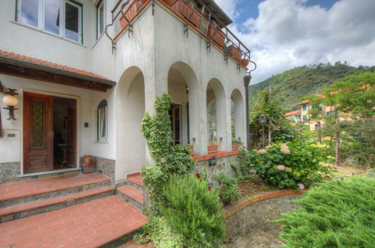 Appartamento In Villa A 5 Km Dal Mare Albisola Superiore Exteriör bild