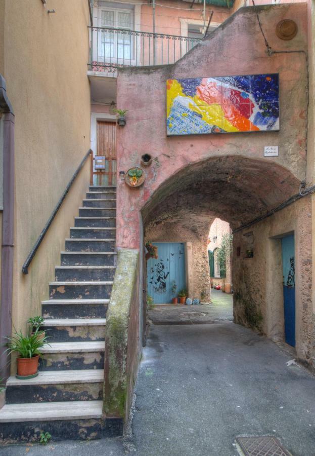 Appartamento In Villa A 5 Km Dal Mare Albisola Superiore Exteriör bild