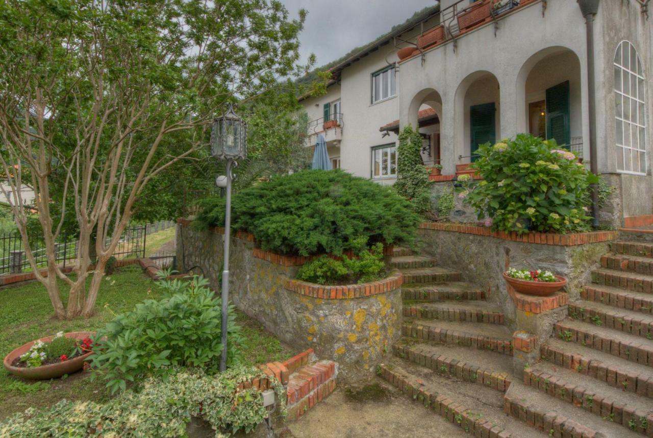 Appartamento In Villa A 5 Km Dal Mare Albisola Superiore Exteriör bild